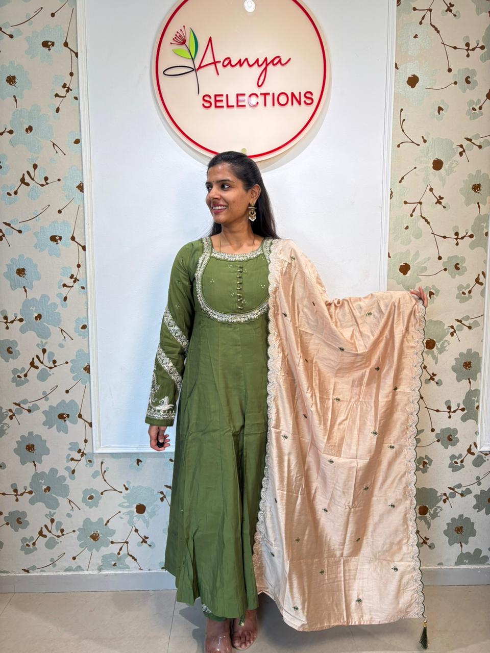 Mulchanderi Green Anarkali Kurti set