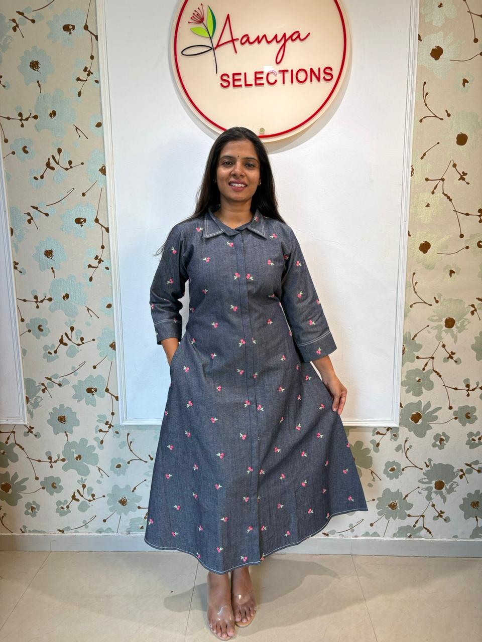 Soft Jeans Floral Ditsy Print Midi Dress with Belt