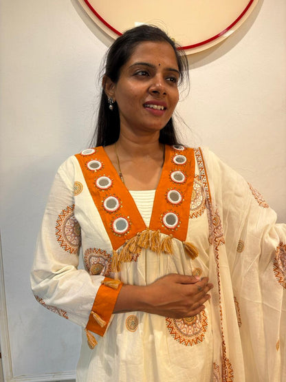 Off-White Mirror Work Mul Cotton Kurti Set with Mandala Print