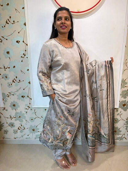 Silver Grey Raw Silk Digital Print Kurta Set with Dupatta
