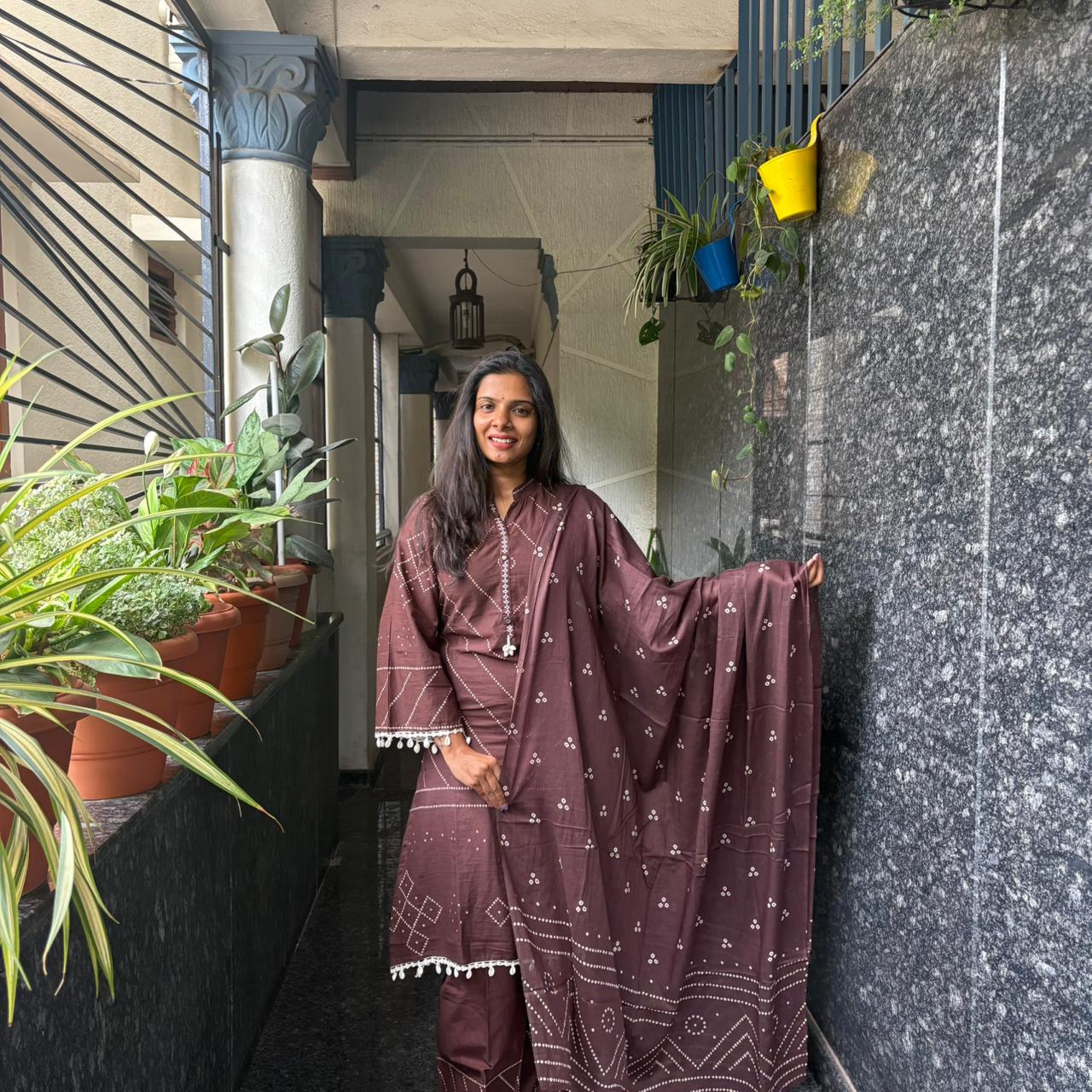 Mauve bandhani co-ord set with dupatta - draped look