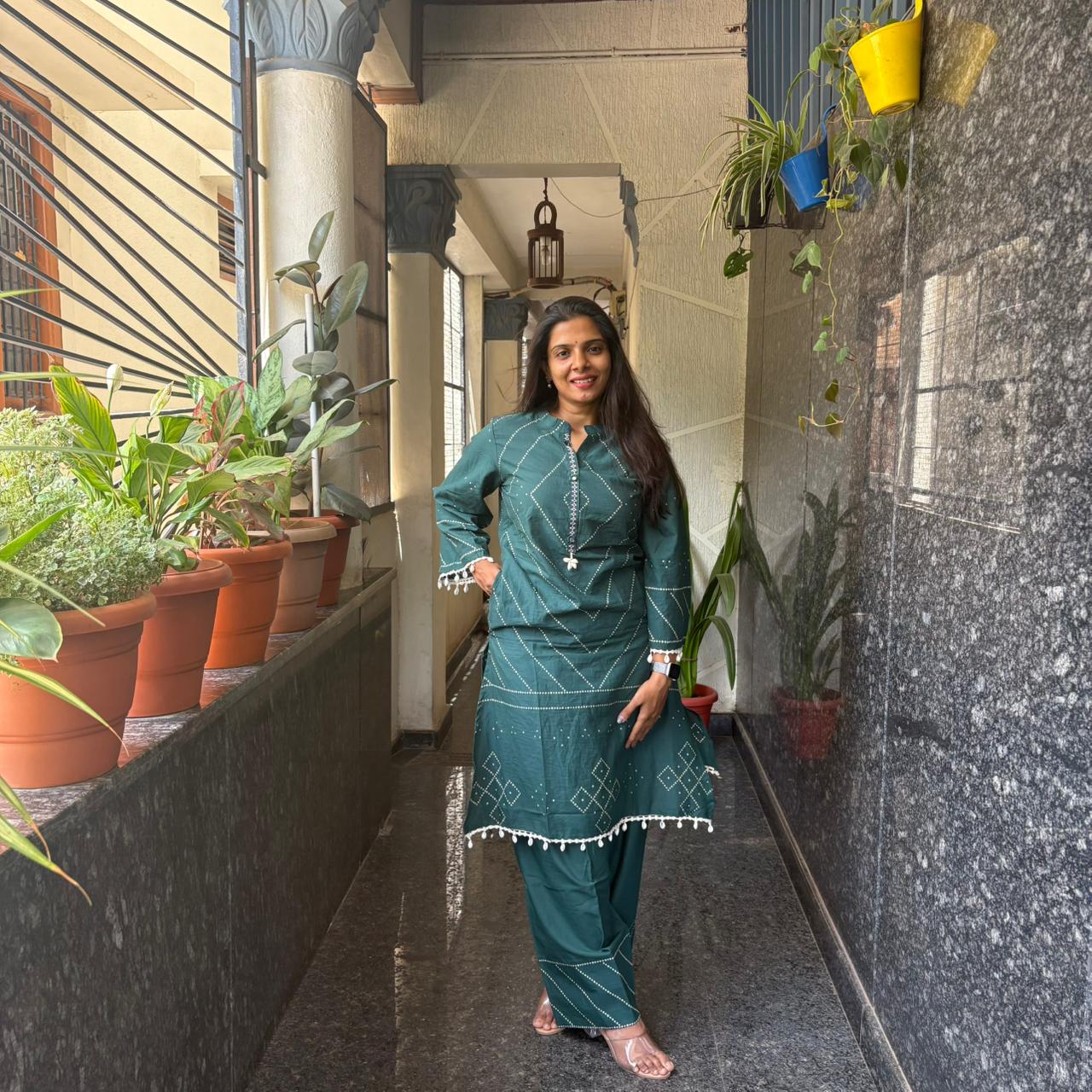Mauve bandhani co-ord set with dupatta - smiling pose