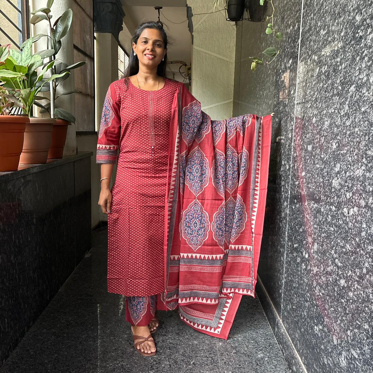 Crimson Ajrakh kurta set - front detail